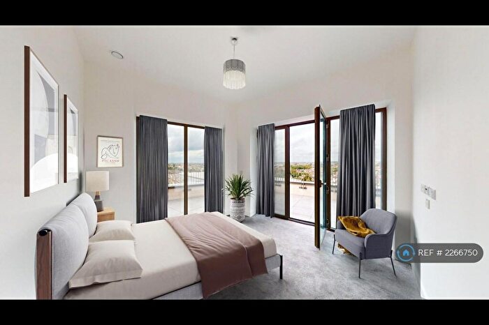 2 Bedroom Flat To Rent In Oto Tower, Ilford, IG3