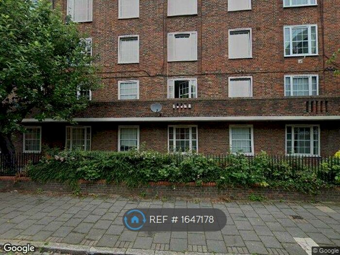 2 Bedroom Flat To Rent In Lohmann House, London, SE11