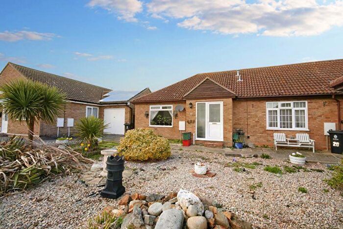1 Bedroom Bungalow To Rent In Bexley Avenue, Harwich, CO12