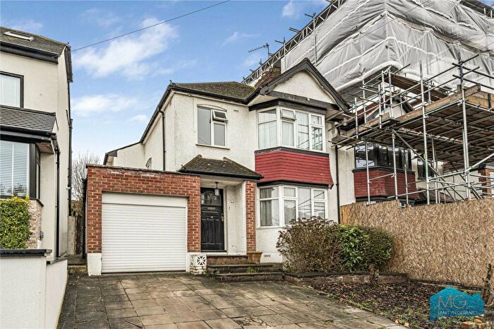 3 Bedroom Semi Detached House For Sale In Gresham Avenue, London, N20