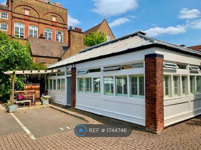 2 Bedroom Flat To Rent In Greenwich Academy, London, SE10