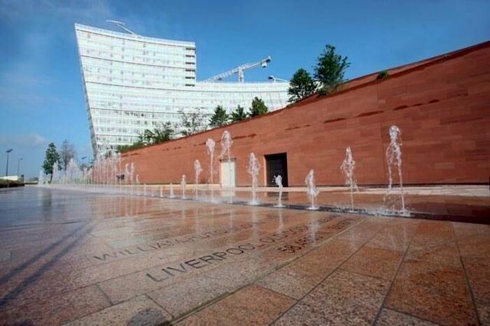 Studio To Rent In One Park West, Kenyon Steps, L1