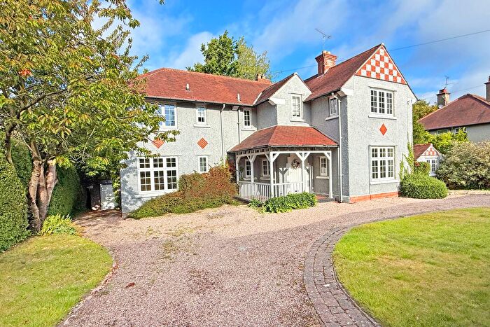 4 Bedroom Detached House For Sale In Victoria Road, Harrogate, HG2