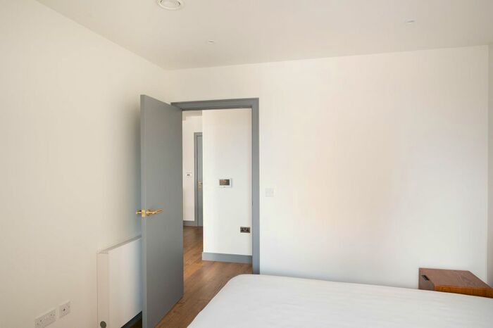 2 Bedroom Flat To Rent In The Gessner, Watermead Way, Tottenham Hale, N17