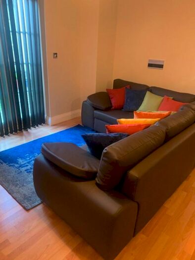 2 Bedroom Flat To Rent In Forge Way, Southend-On-Sea, SS1