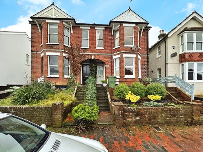 1 Bedroom Flat To Rent In Dorking Road, Tunbridge Wells, Kent, TN1