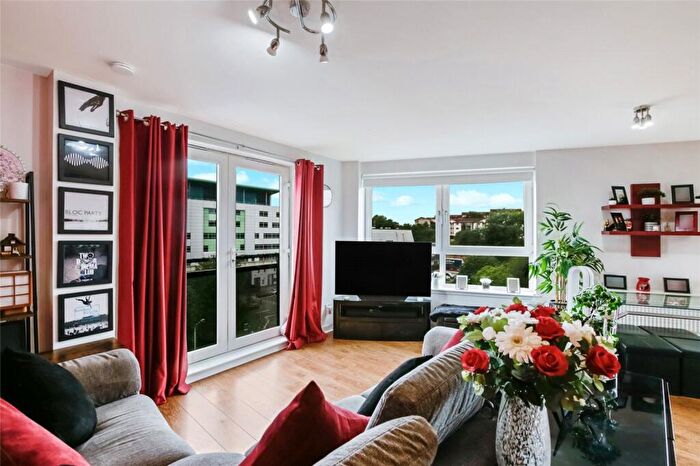 1 Bedroom Flat For Sale In Firpark Court, Dennistoun, Glasgow, G31