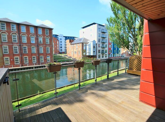 1 Bedroom Flat To Rent In Allison Bank, Geoffrey Watling Way, Norwich, NR1