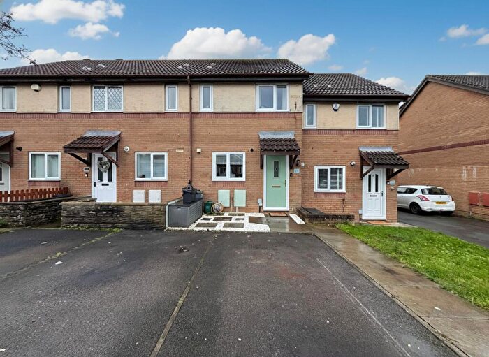 2 Bedroom Terraced House For Sale In Greenacres, Barry, CF63