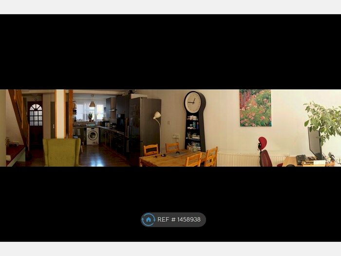 3 Bedroom Maisonette To Rent In Gilwell Court, London, E5