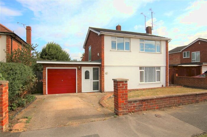 3 Bedroom Detached House To Rent In Rowland Way, Earley, Reading, Berkshire, RG6
