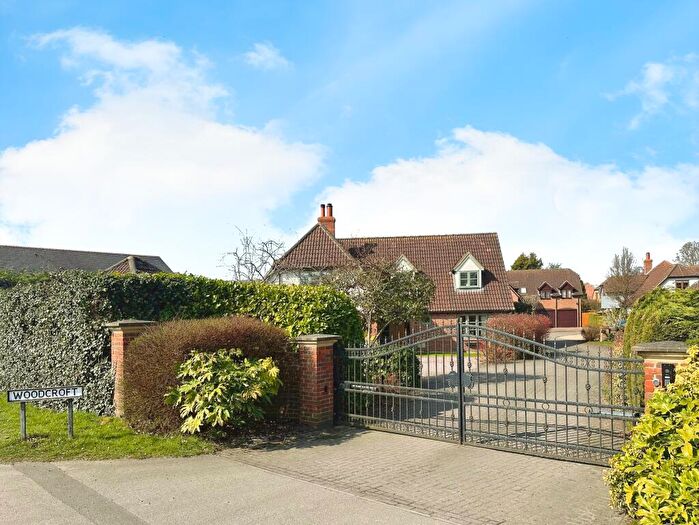 5 Bedroom Detached House For Sale In South Hykeham, Lincoln, LN6