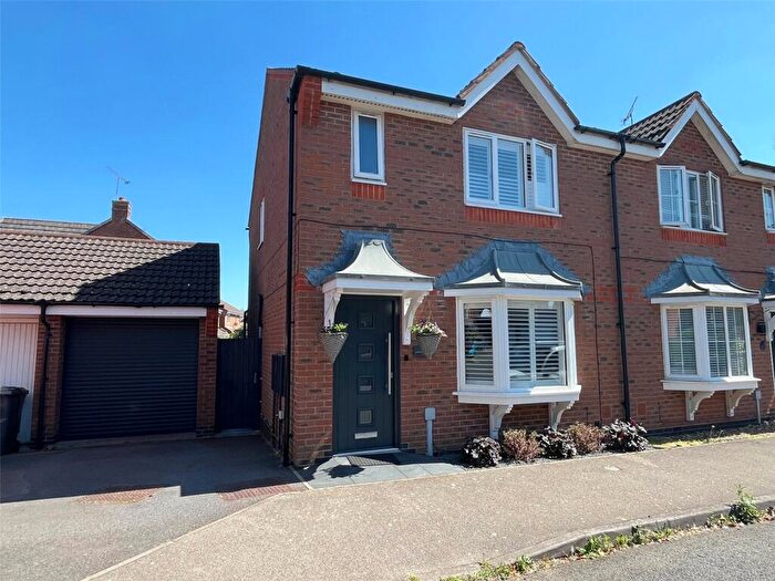 3 Bedroom Semi-Detached House For Sale In Timken Way, Daventry, Northamptonshire, NN11