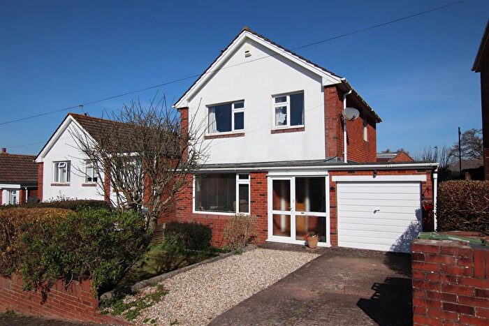 3 Bedroom Detached House For Sale In West Garth Road, Exeter, EX4