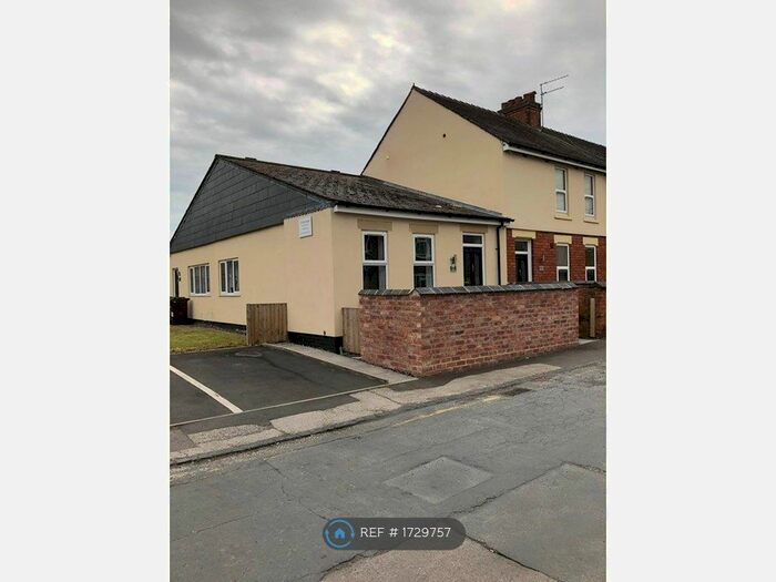 1 Bedroom Flat To Rent In New Street, Stafford, ST16