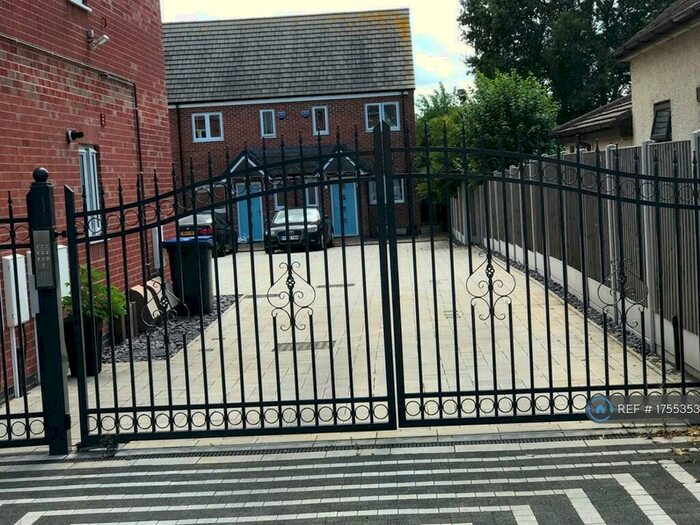 1 Bedroom Flat To Rent In Zahra Court, Hinckley, LE10