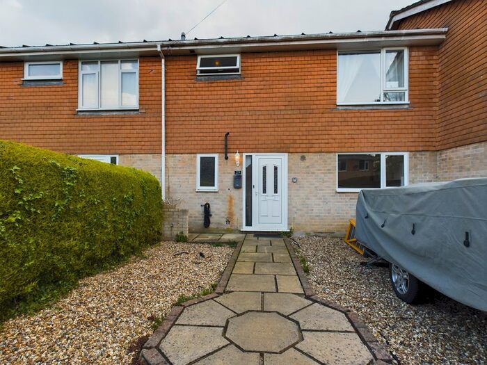 3 Bedroom Terraced House To Rent In Barlows Road, Gutteridge Lane, Tadley, RG26