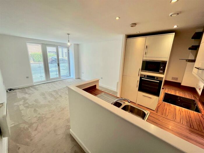 1 Bedroom Apartment For Sale In Worsdell Drive, Marmion Court, Gateshead, NE8