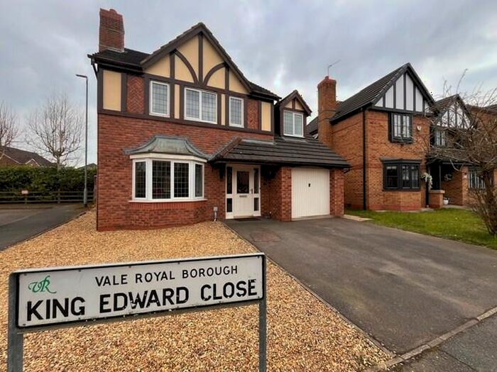 4 Bedroom Detached House To Rent In King Edward Close, Kingsmead, CW9