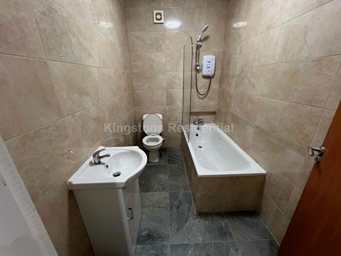 2 Bedroom Apartment To Rent In Colum Road, Cathays, CF10