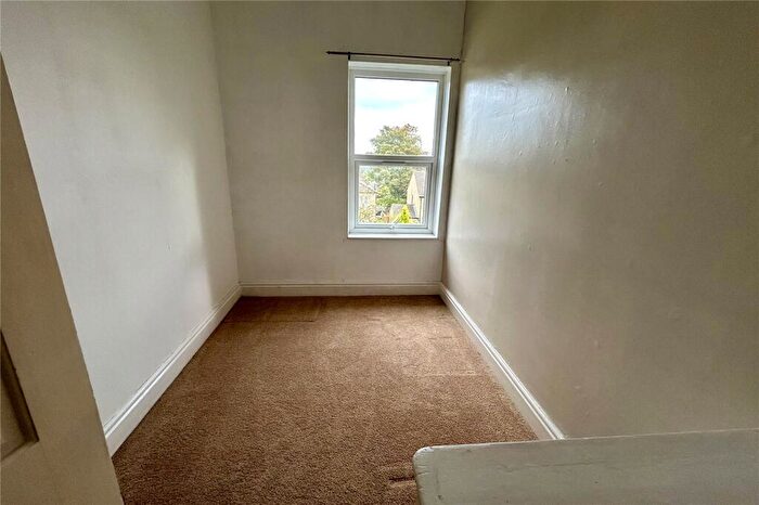 3 Bedroom Terraced House For Sale In Rufford Road, Huddersfield, West Yorkshire, HD3
