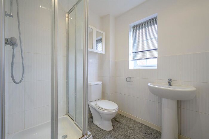 4 Bedroom End Of Terrace House For Sale In Columbus Ave, Brierley Hill, DY5