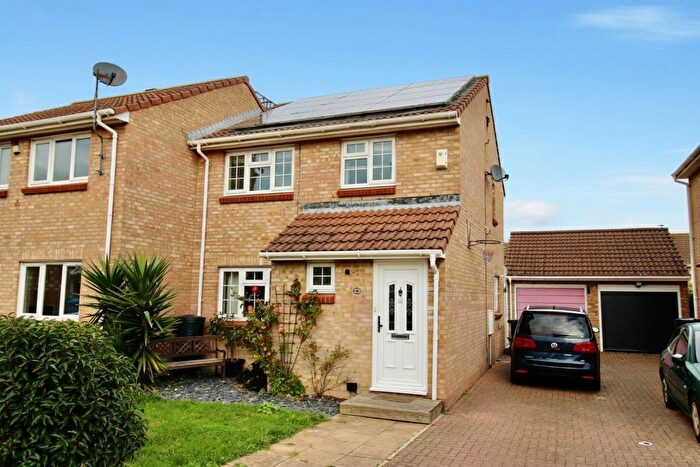 3 Bedroom Semi Detached House For Sale In Ivychurch Gardens, Cliftonville, Margate, CT9