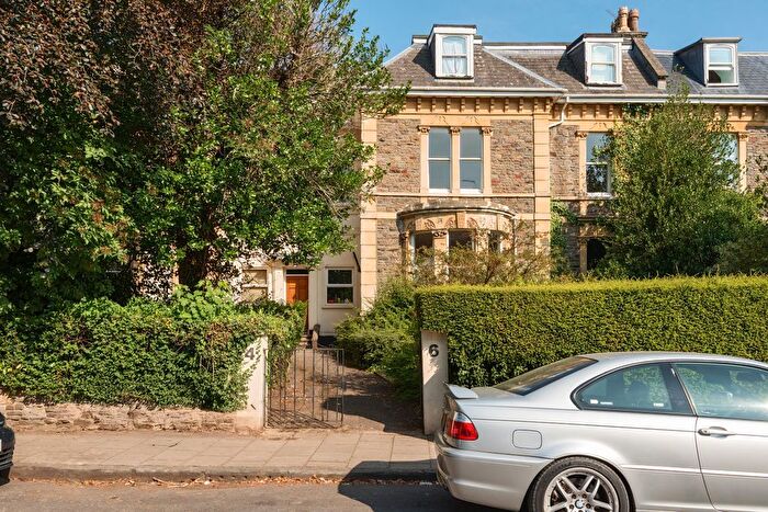 1 Bedroom Flat For Sale In All Saints Road, Clifton, Bristol, BS8