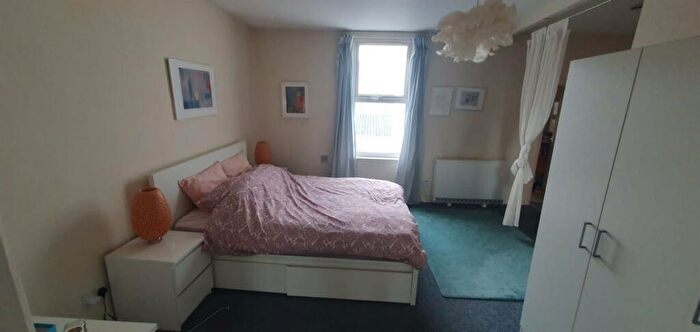 1 Bedroom Flat To Rent In Gloucester Road, Bristol, BS7