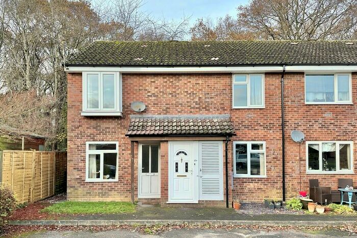 2 Bedroom Maisonette To Rent In Chandler's Ford, SO53