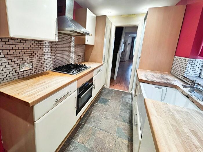 2 Bedroom Terraced House To Rent In Upper Luton Road, Chatham, Kent, ME5