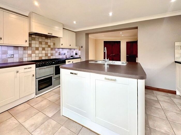 5 Bedroom Property To Rent In Rylstone Way, Saffron Walden, CB11