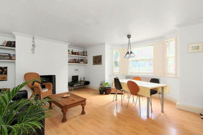 1 Bedroom Flat To Rent In Maple Road Penge, SE20
