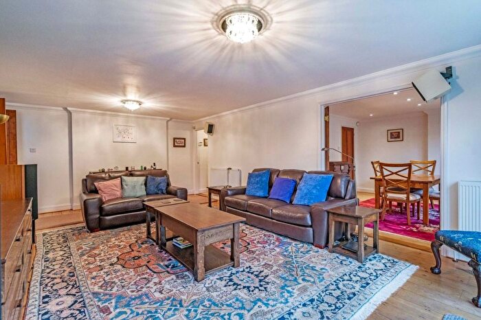 4 Bedroom Country House For Sale In Town Hill, Lamberhurst, East Sussex, TN3 - Photo 8