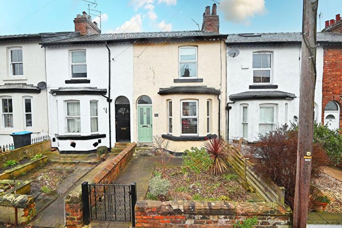 2 Bedroom Terraced House For Sale In Mount Street, Harrogate, HG2