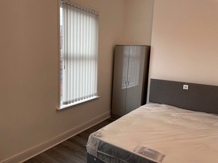 3 Bedroom End Of Terrace House To Rent In Malden Road, Liverpool, L6