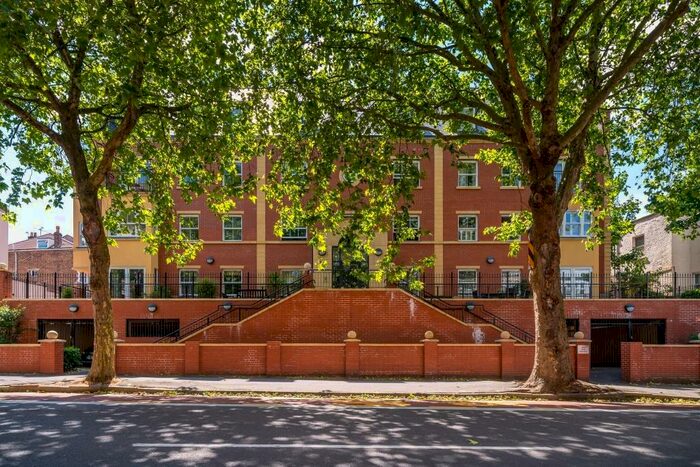 3 Bedroom Apartment To Rent In The Old Library, Cheltenham Road, Cotham, Bristol, BS6