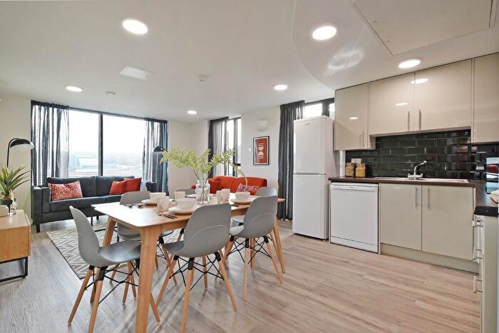 5 Bedroom Flat To Rent In Flat, Sellers Wheel, Arundel Lane, Sheffield, S1