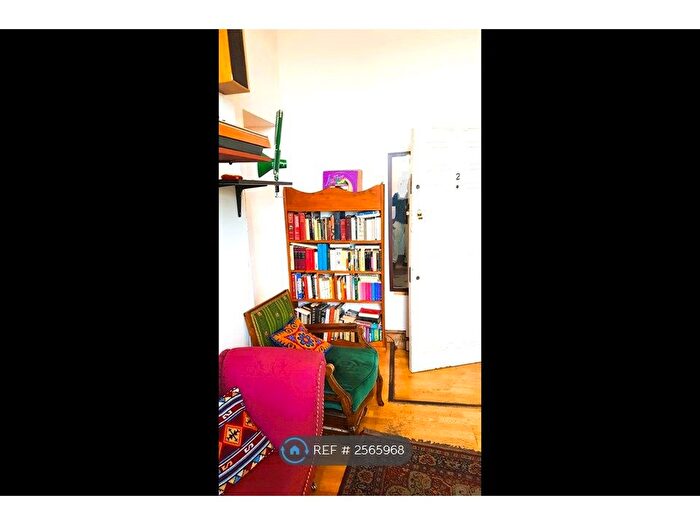 1 Bedroom Flat To Rent In Kingsland High Street, London, E8