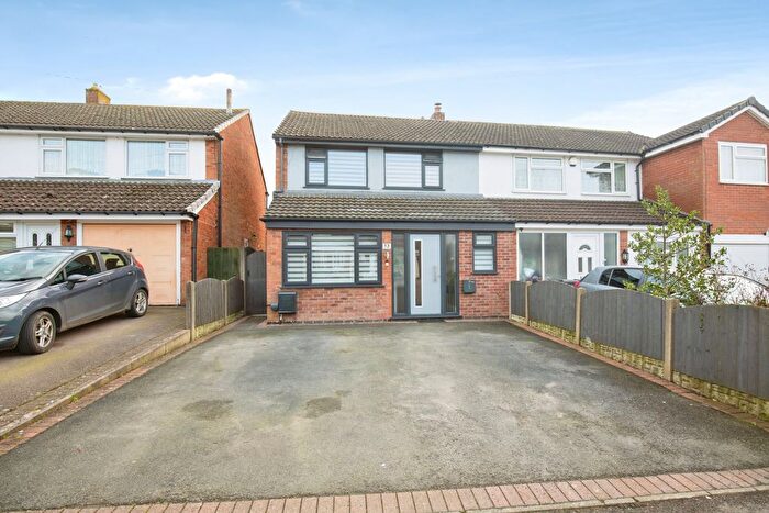 4 Bedroom Semi Detached House For Sale In Ivy Croft Road, Warton, B79