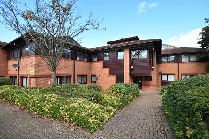 1 Bedroom Property To Rent In Wickham Road, Fareham, Hampshire, PO16