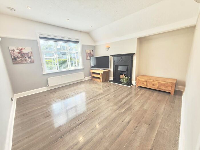 2 Bedroom Apartment To Rent In Sandecotes Road, Poole, Bournemouth Christchurch Poole, BH14