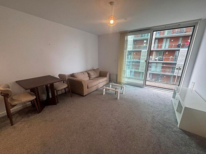 1 Bedroom Apartment To Rent In Blackfriars Road, Salford, Greater Manchester, M3