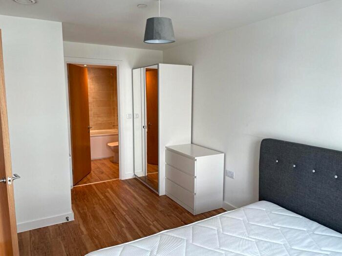 2 Bedroom Flat To Rent In Manchester Waters, Pomona Strand, Old Trafford, M16