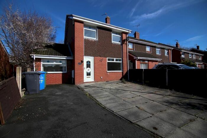 3 Bedroom Detached House To Rent In Pickmere Drive, Brookvale, Runcorn, WA7