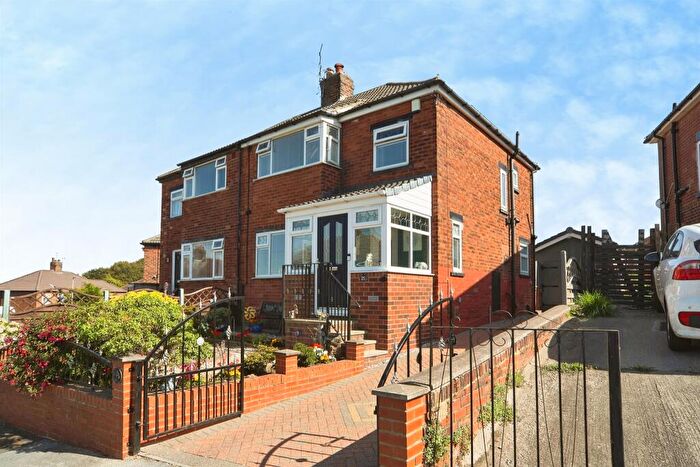 3 Bedroom Semi-Detached House For Sale In Gotts Park Crescent, Leeds, LS12