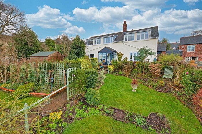 4 Bedroom Detached House For Sale In Ship Street, Frodsham, WA6