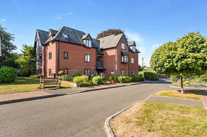 1 Bedroom Flat For Sale In Winchester Road, Andover, SP10