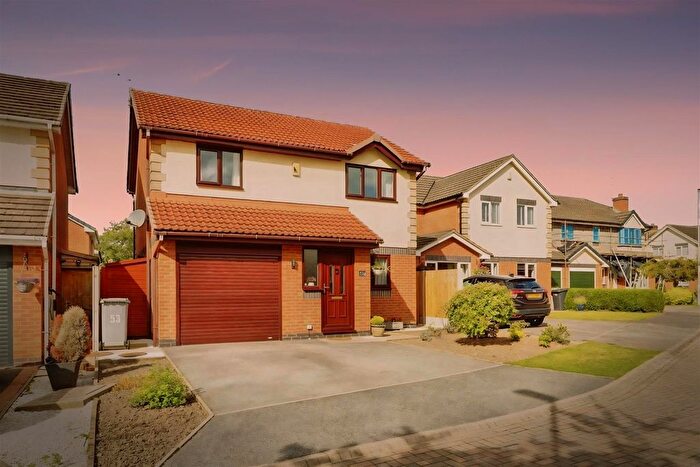 3 Bedroom Detached House For Sale In Cloverfields, Haslington, Crewe, CW1