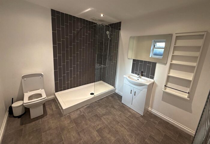 1 Bedroom Terraced House To Rent In Bedroom, First Floor Front Left, Birmingham, B16